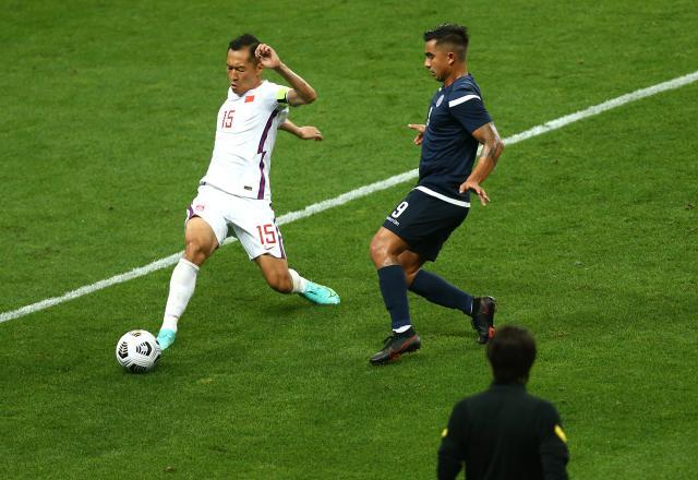 国足新队长传射建功 手术刀直塞+保利尼奥式前插