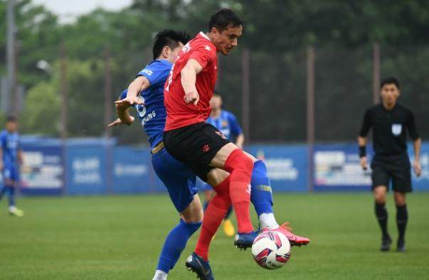 世界杯高清直播地址-多名外援斥中国足球欠薪严重 100年别想进世界杯